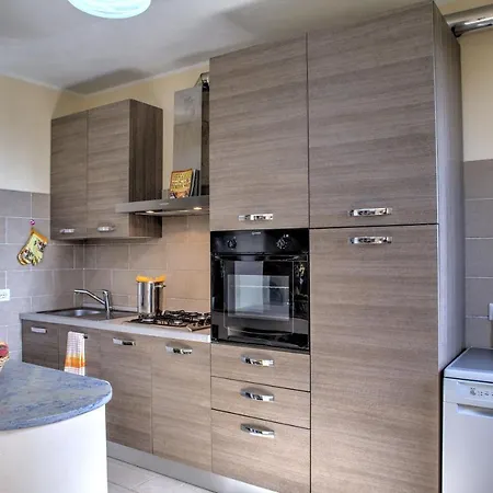 San Lorenzo - Hilltop With Private Pool, Jacuzzi & Airco ヴィラ *