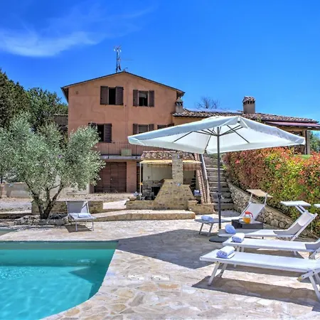 San Lorenzo - Hilltop With Private Pool, Jacuzzi & Airco * Montone (Umbria)