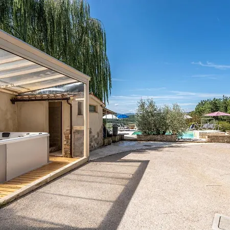 San Lorenzo - Hilltop With Private Pool, Jacuzzi & Airco *