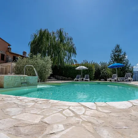 San Lorenzo - Hilltop With Private Pool, Jacuzzi&airco