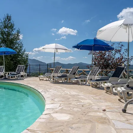 San Lorenzo - Hilltop With Private Pool, Jacuzzi & Airco וילה