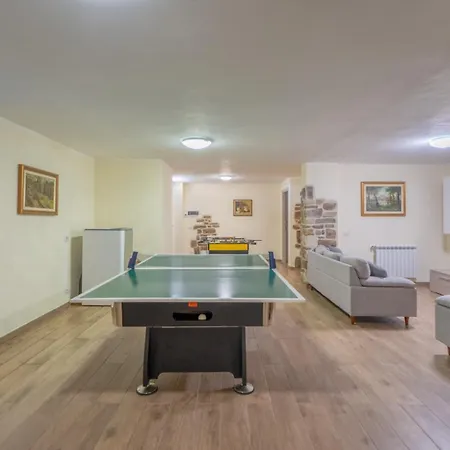 San Lorenzo - Hilltop With Private Pool, Jacuzzi&airco