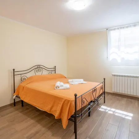 San Lorenzo - Hilltop With Private Pool, Jacuzzi & Airco מונטונה