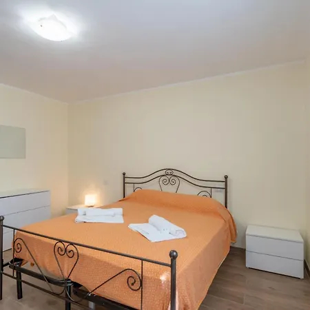 Villa San Lorenzo - Hilltop With Private Pool, Jacuzzi&airco *
