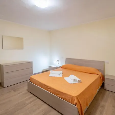 Willa San Lorenzo - Hilltop With Private Pool, Jacuzzi & Airco Montone (Umbria)